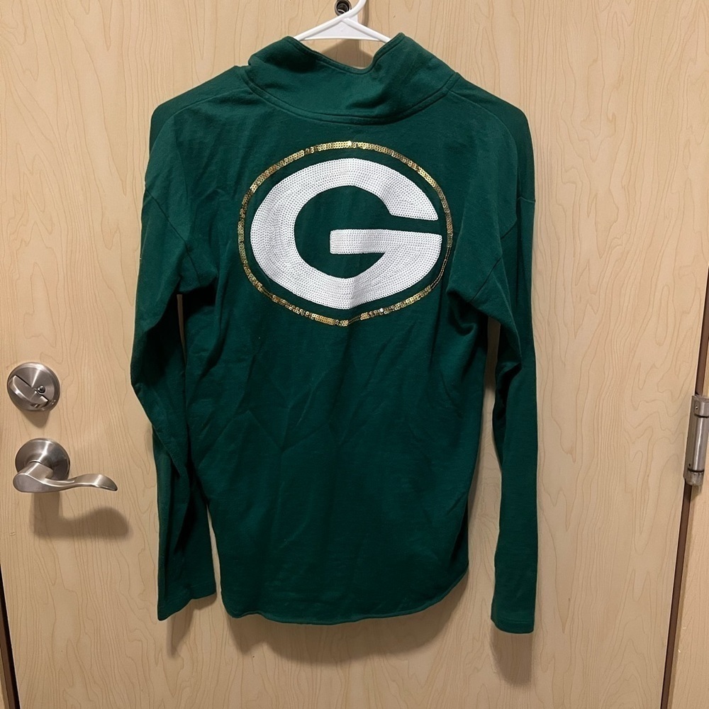VS pink packers sweatshirt